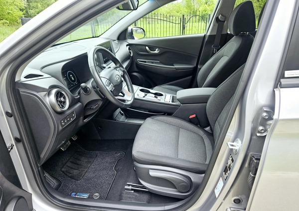 Hyundai Kona cena 99900 przebieg: 13200, rok produkcji 2021 z Pabianice małe 191